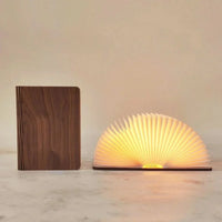 Boek book lamp closed like a book on a shelf