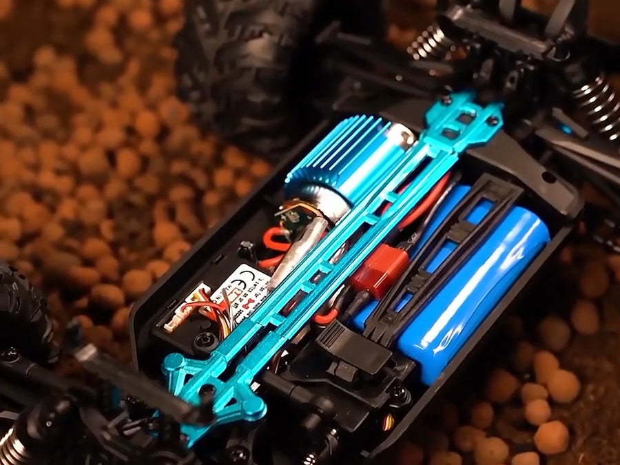 RC car 4WD chassis with rechargeable battery